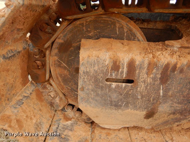 image for item DP8586 2011 John Deere 200D LC  excavator