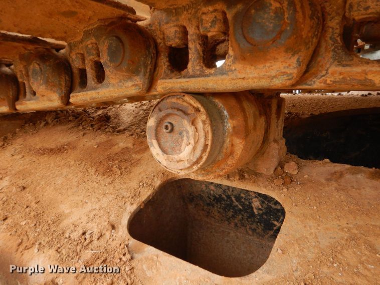 image for item DP8586 2011 John Deere 200D LC  excavator