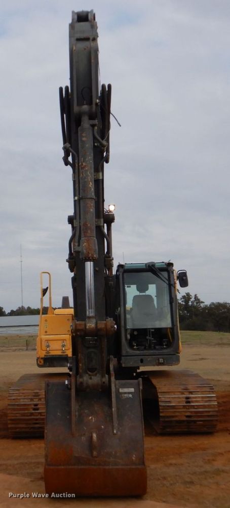 image for item DP8587 2013 Volvo EC220DL  excavator