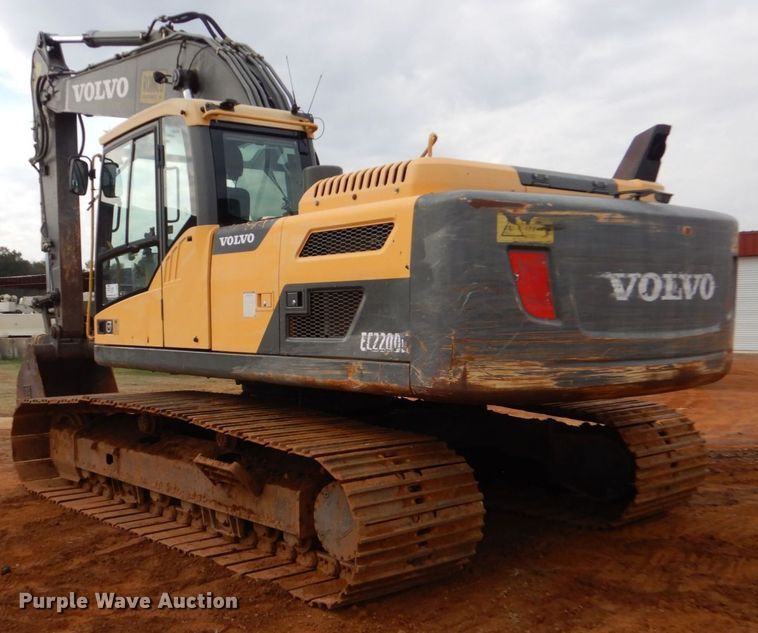image for item DP8587 2013 Volvo EC220DL  excavator