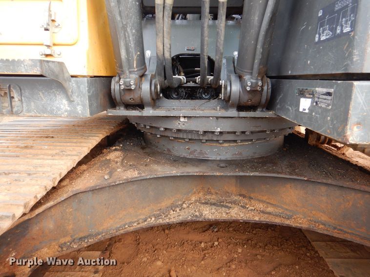 image for item DP8587 2013 Volvo EC220DL  excavator