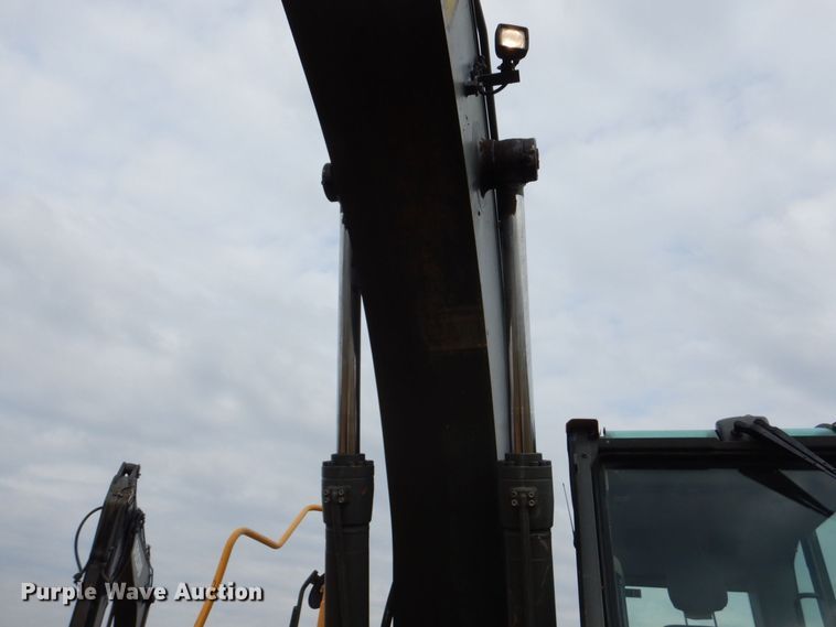 image for item DP8587 2013 Volvo EC220DL  excavator