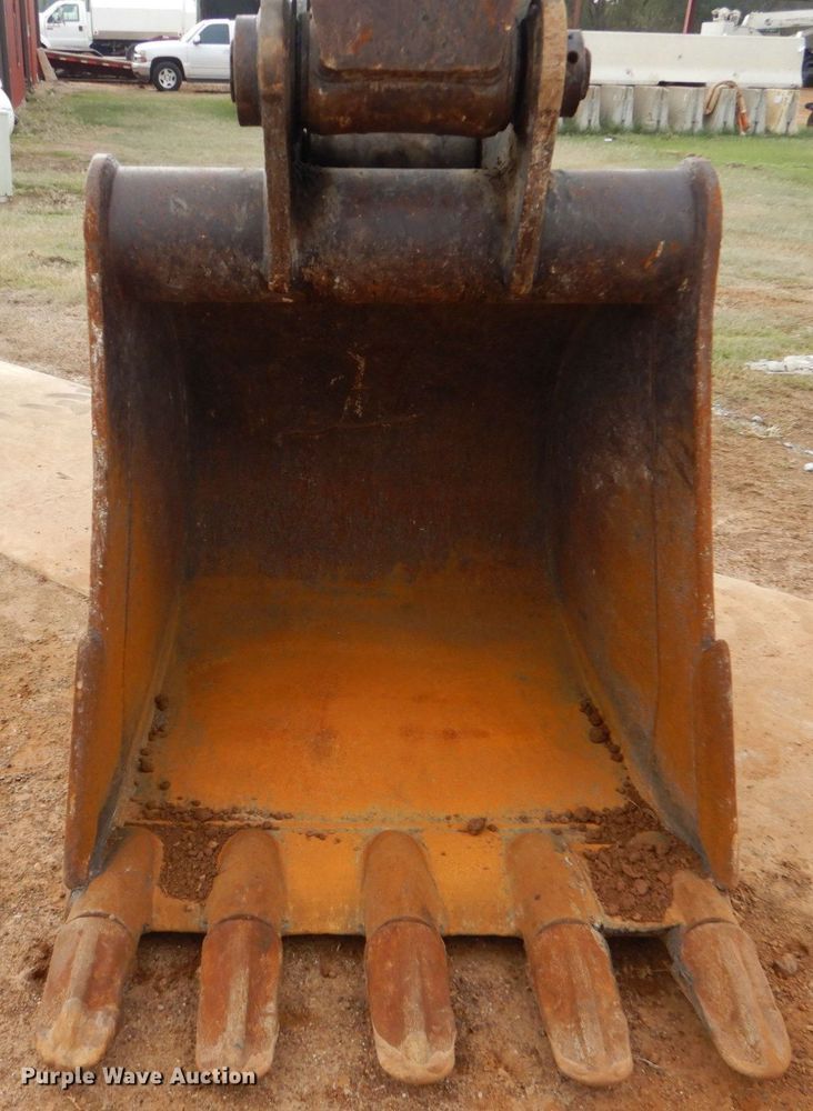 image for item DP8587 2013 Volvo EC220DL  excavator