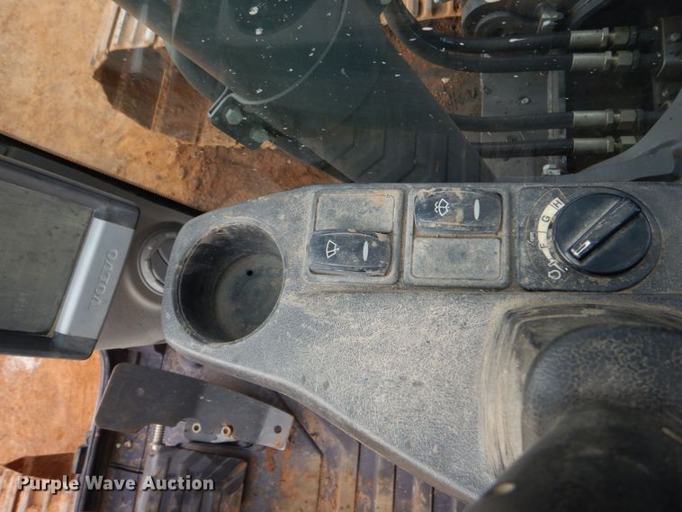 image for item DP8587 2013 Volvo EC220DL  excavator