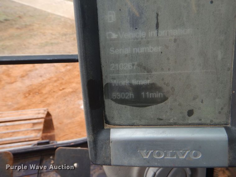 image for item DP8587 2013 Volvo EC220DL  excavator