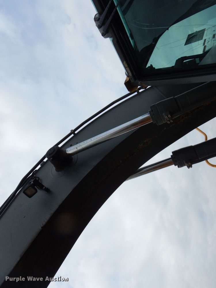 image for item DP8588 2012 Volvo EC220DL  excavator