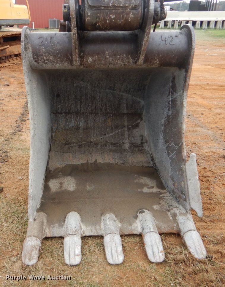 image for item DP8588 2012 Volvo EC220DL  excavator