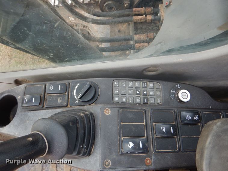 image for item DP8588 2012 Volvo EC220DL  excavator