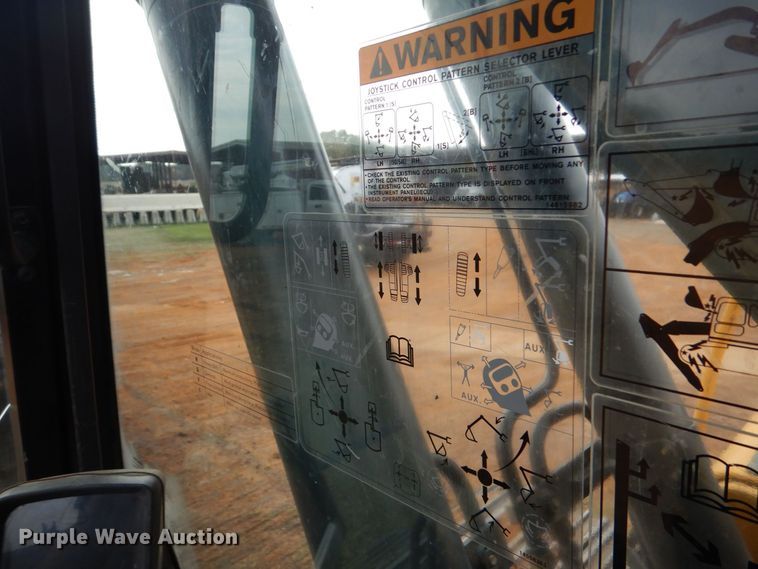 image for item DP8588 2012 Volvo EC220DL  excavator