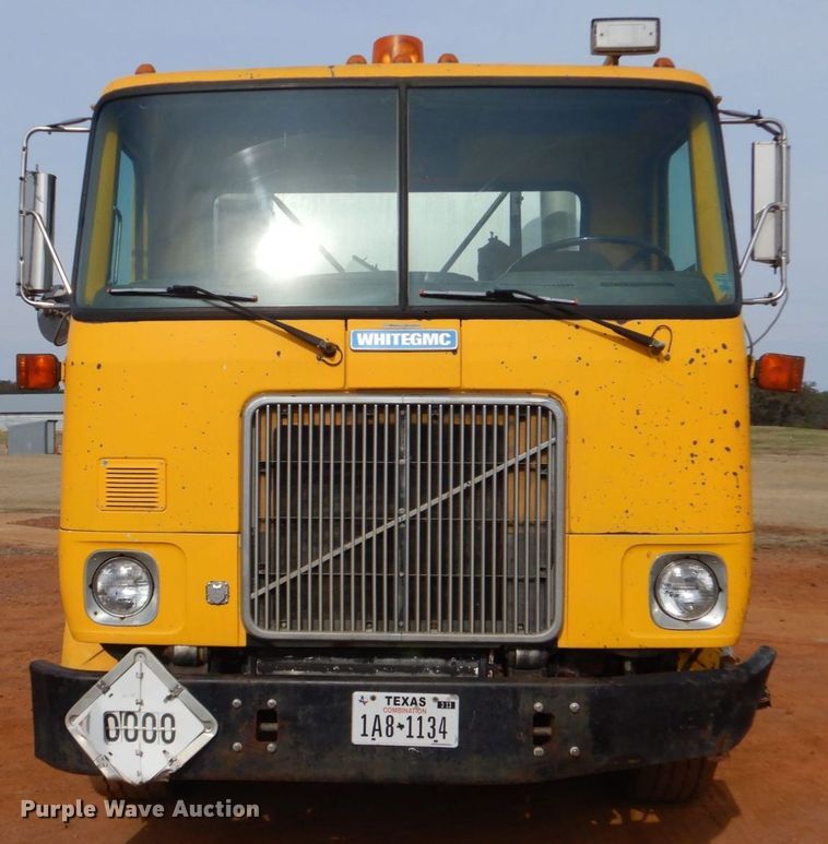 image for item DP8589 1988 White GMC WX  oil distributor truck