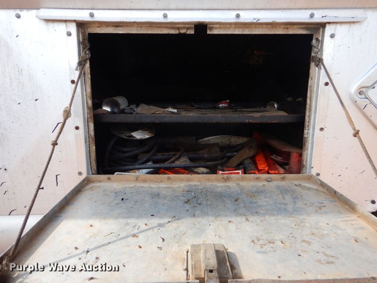 image for item DP8589 1988 White GMC WX  oil distributor truck