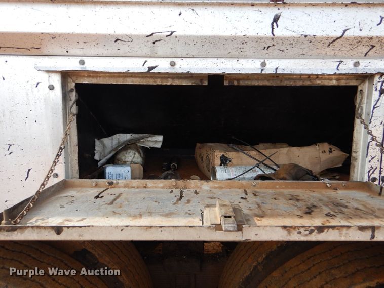 image for item DP8589 1988 White GMC WX  oil distributor truck