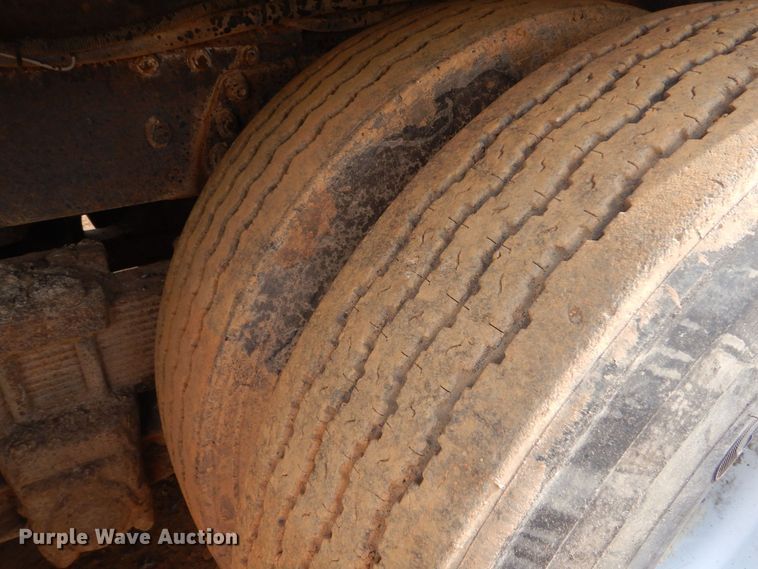 image for item DP8589 1988 White GMC WX  oil distributor truck