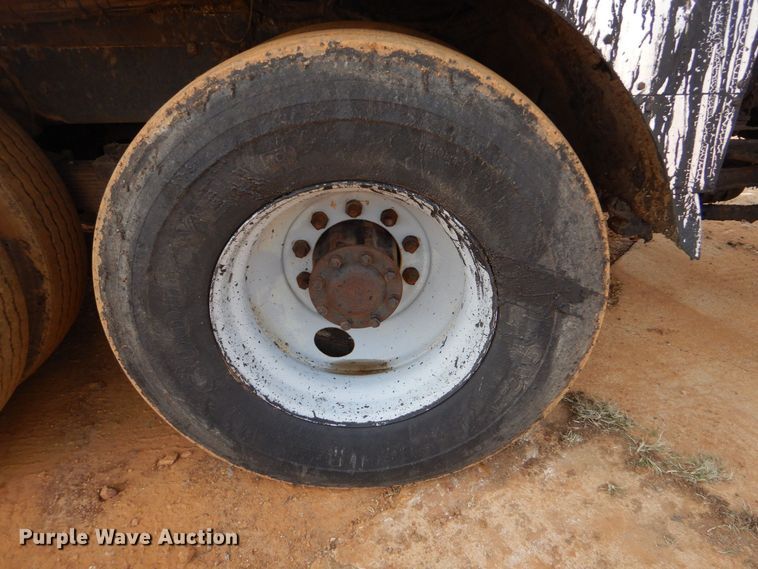 image for item DP8589 1988 White GMC WX  oil distributor truck