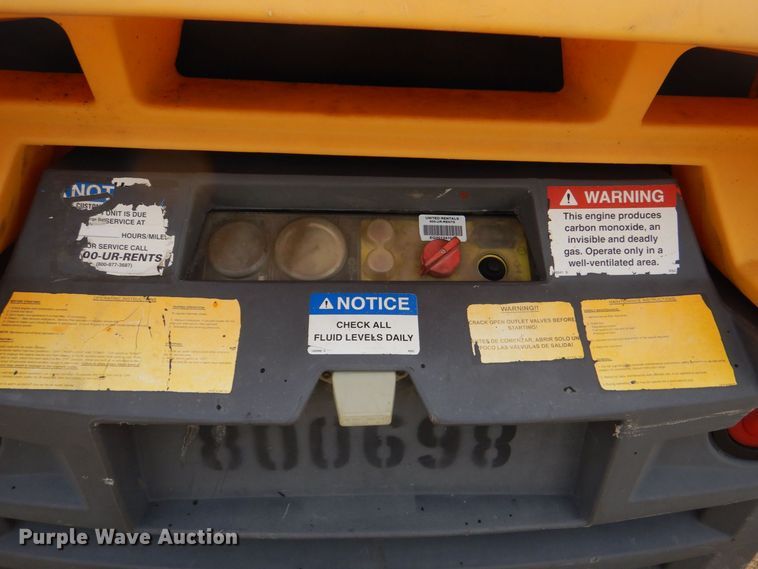 image for item DP8590 2010 Atlas Copco XAS 185  air compressor