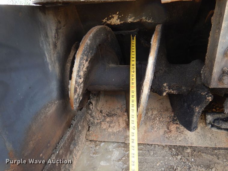 image for item DQ1875 Carlson WP-800  windrow elevator