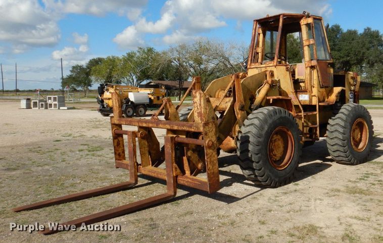 image for item DQ1876 1980 Caterpillar 930  wheel loader