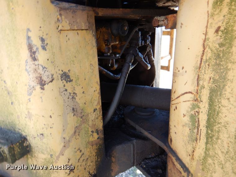 image for item DQ1876 1980 Caterpillar 930  wheel loader