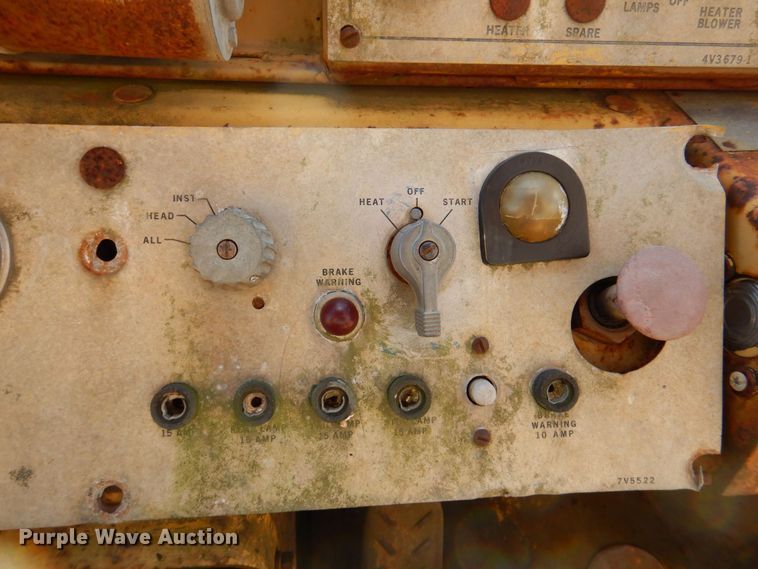 image for item DQ1876 1980 Caterpillar 930  wheel loader