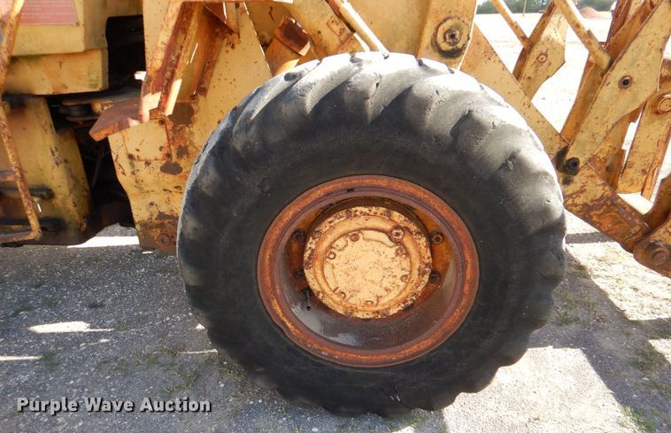 image for item DQ1876 1980 Caterpillar 930  wheel loader
