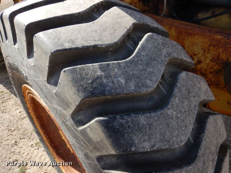 image for item DQ1876 1980 Caterpillar 930  wheel loader