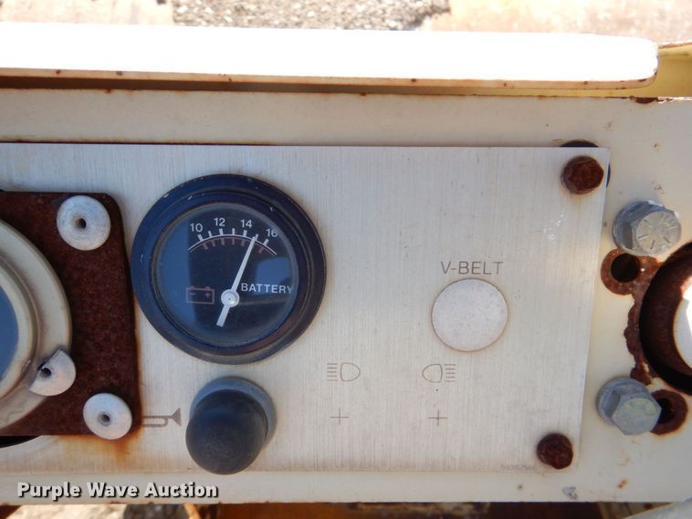 image for item DQ1879 1992 Ingersoll Rand SD-100D  single drum roller