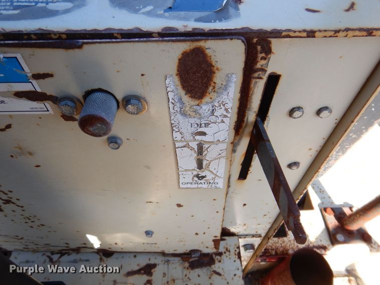 image for item DQ1879 1992 Ingersoll Rand SD-100D  single drum roller