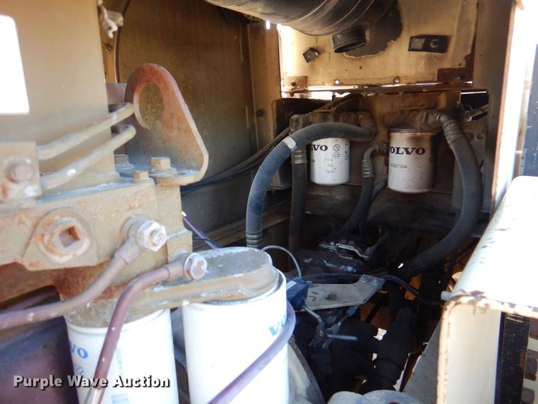 image for item DQ1879 1992 Ingersoll Rand SD-100D  single drum roller