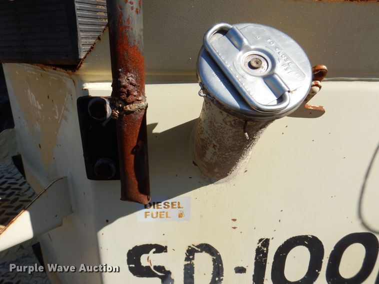 image for item DQ1879 1992 Ingersoll Rand SD-100D  single drum roller