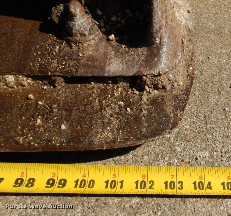 image for item DQ1880 2007 Volvo L90F  wheel loader