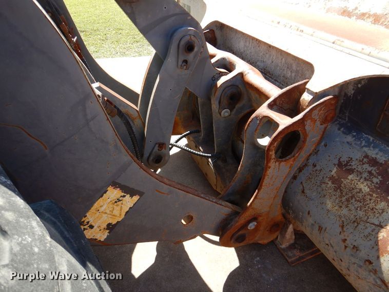 image for item DQ1880 2007 Volvo L90F  wheel loader