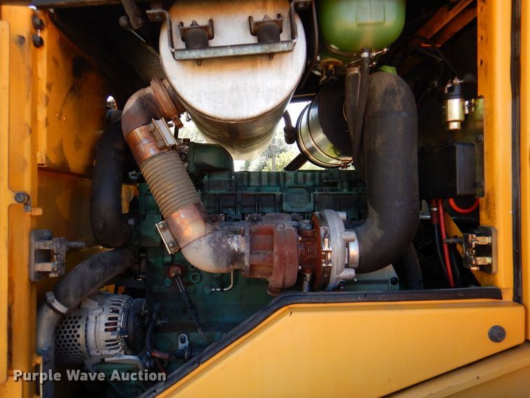 image for item DQ1880 2007 Volvo L90F  wheel loader