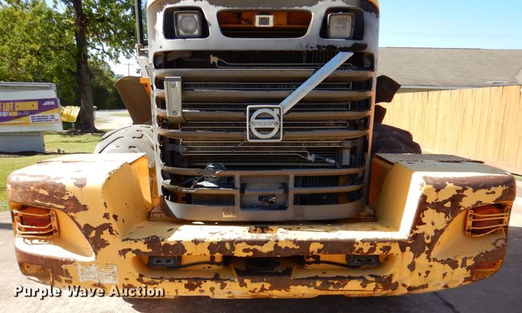 image for item DQ1880 2007 Volvo L90F  wheel loader