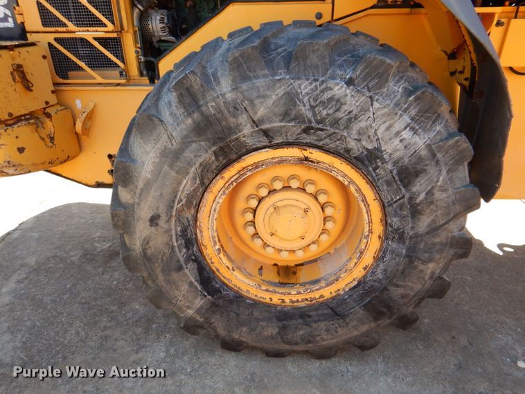 image for item DQ1880 2007 Volvo L90F  wheel loader