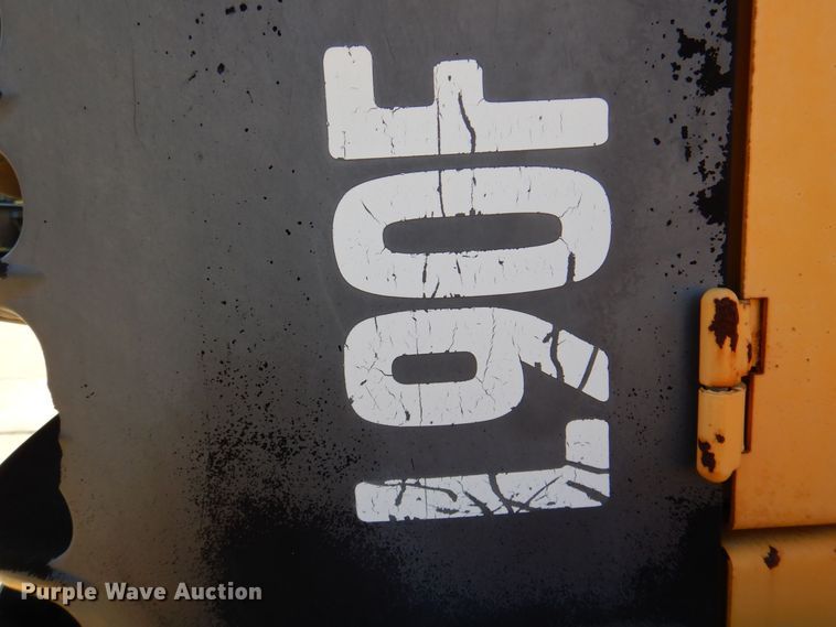 image for item DQ1880 2007 Volvo L90F  wheel loader