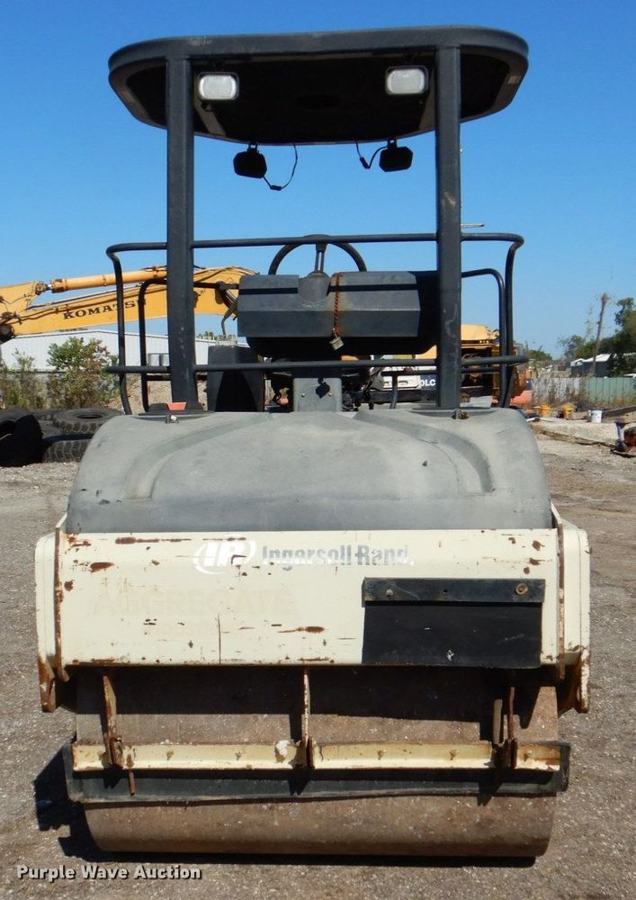 image for item DQ1881 2004 Ingersoll Rand DD-70HF  double drum roller