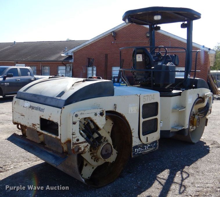 image for item DQ1881 2004 Ingersoll Rand DD-70HF  double drum roller