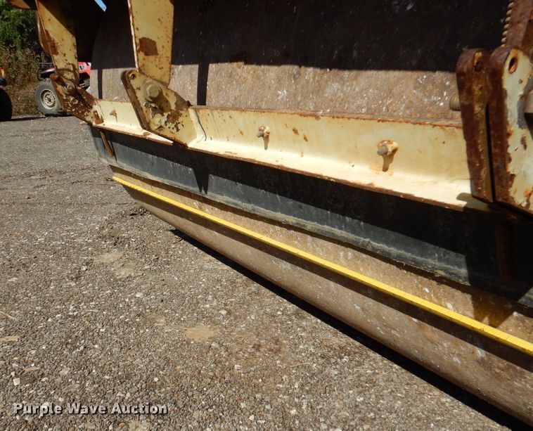 image for item DQ1881 2004 Ingersoll Rand DD-70HF  double drum roller