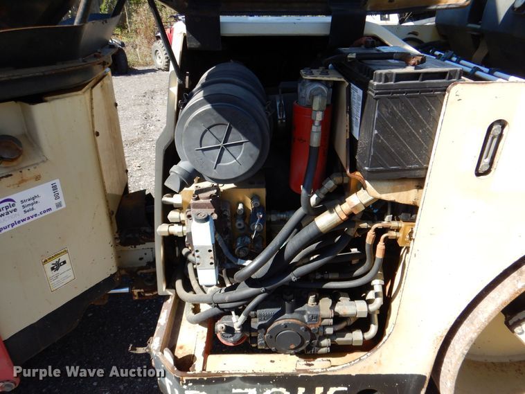 image for item DQ1881 2004 Ingersoll Rand DD-70HF  double drum roller