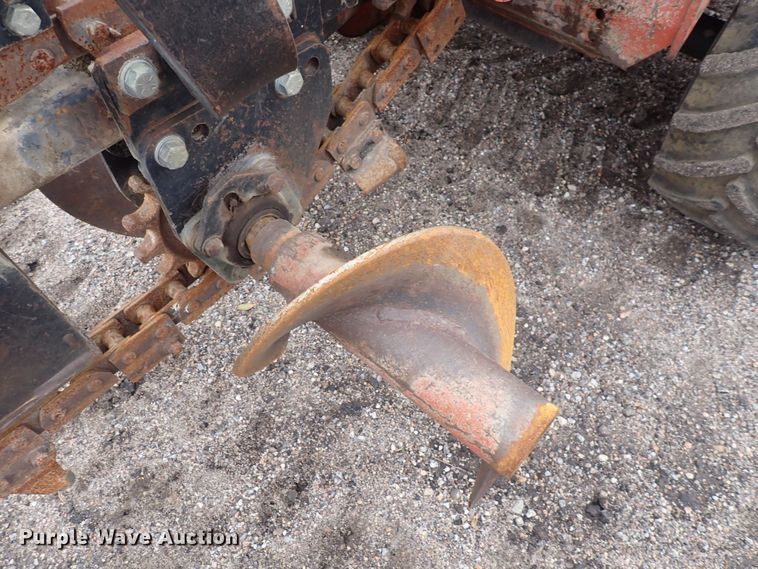 image for item DQ4885 2006 Ditch Witch RT40  trencher