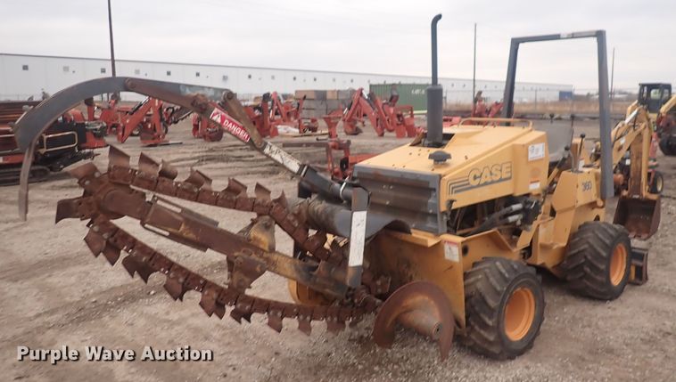 image for item DQ4886 1997 Case 360  trencher