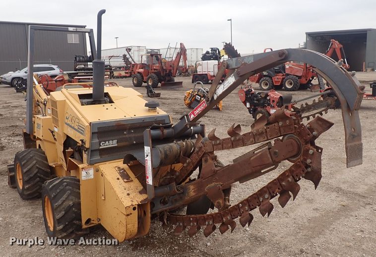 image for item DQ4886 1997 Case 360  trencher