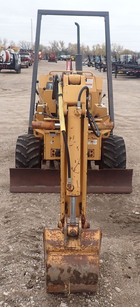 image for item DQ4886 1997 Case 360  trencher