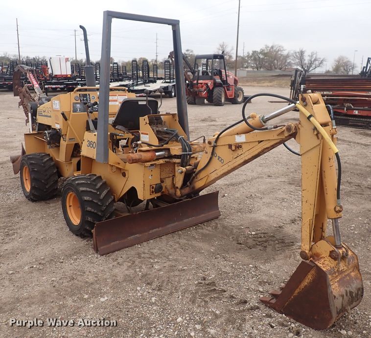 image for item DQ4886 1997 Case 360  trencher