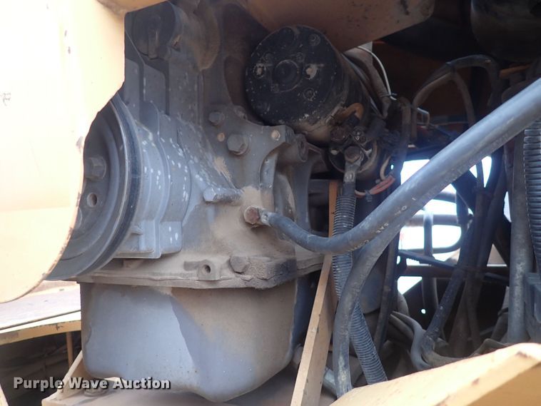 image for item DQ4886 1997 Case 360  trencher