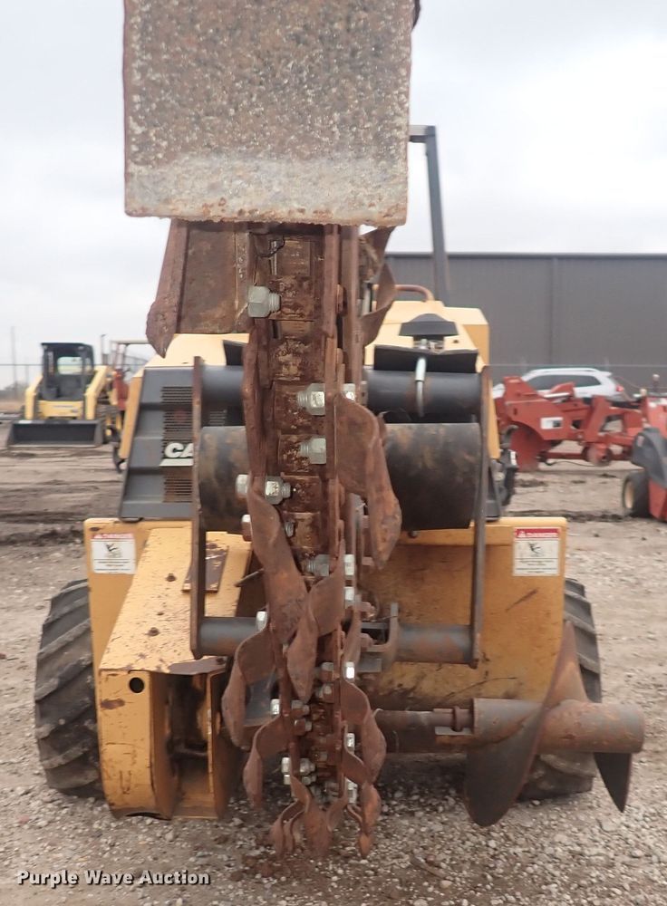 image for item DQ4886 1997 Case 360  trencher