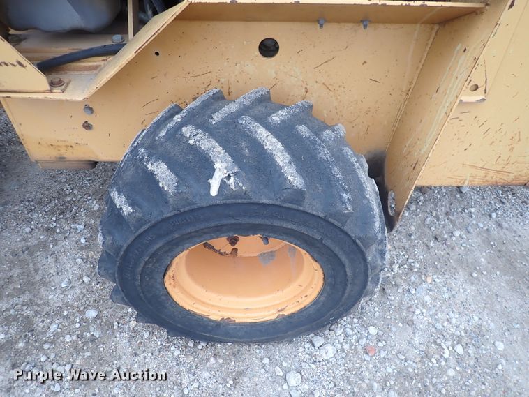 image for item DQ4886 1997 Case 360  trencher