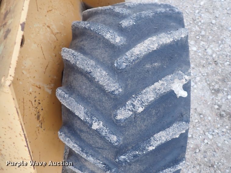 image for item DQ4886 1997 Case 360  trencher