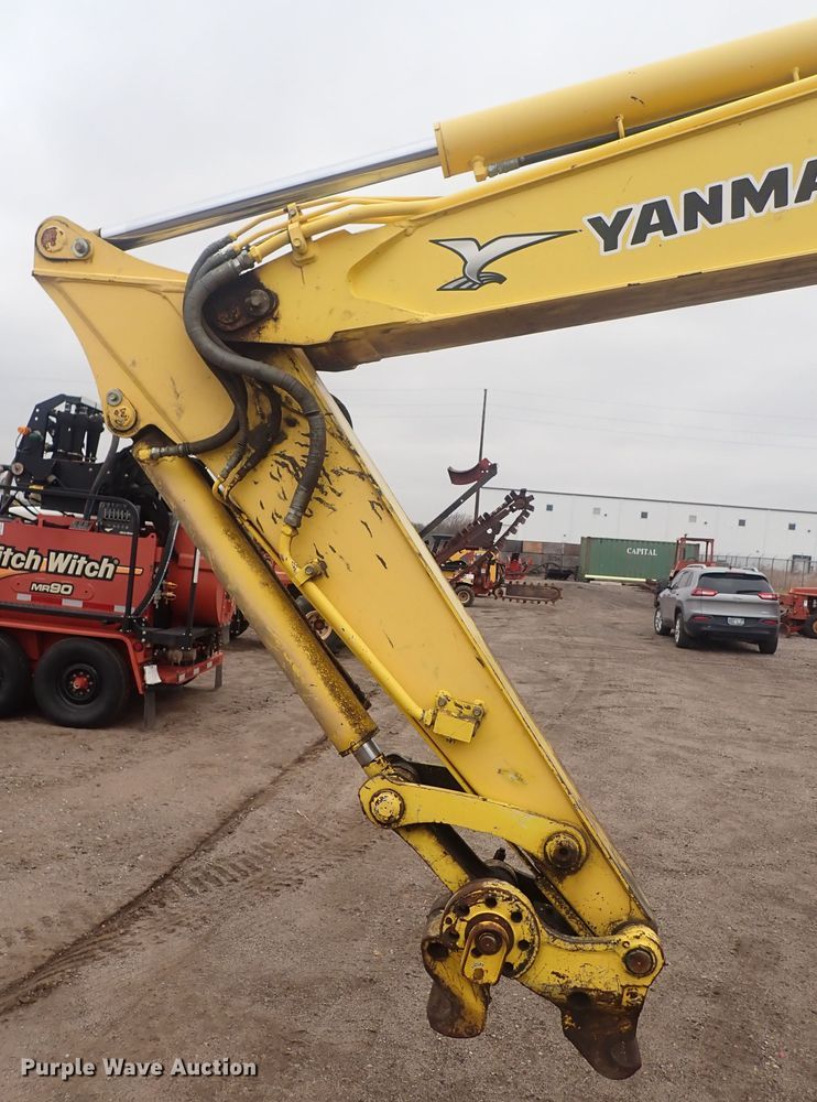 image for item DQ4887 2008 Yanmar ViO75-A  mini excavator