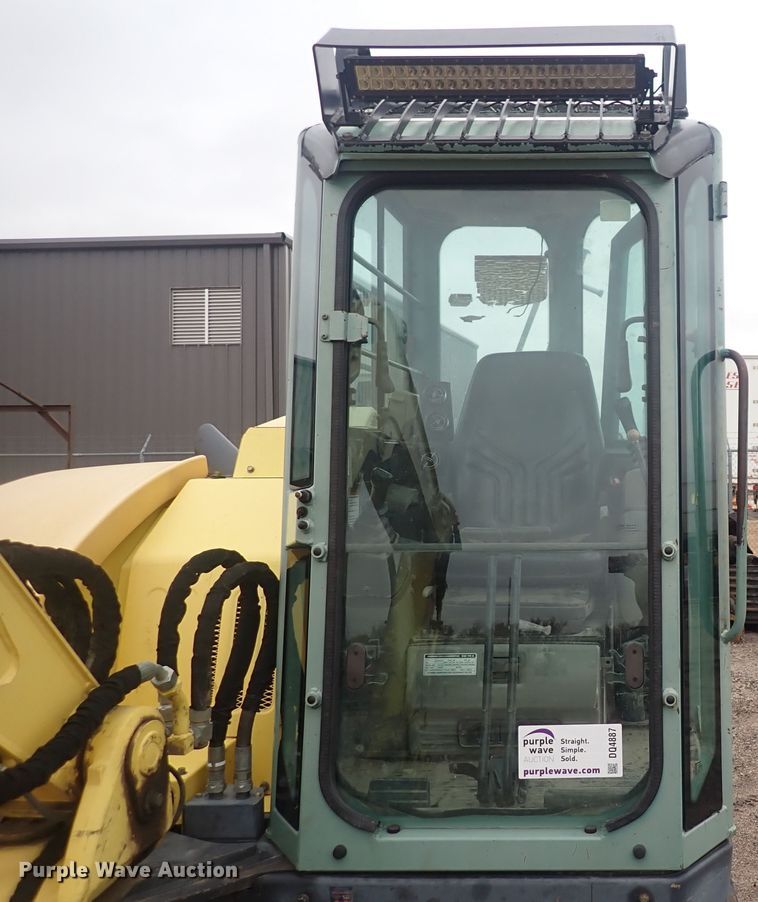 image for item DQ4887 2008 Yanmar ViO75-A  mini excavator